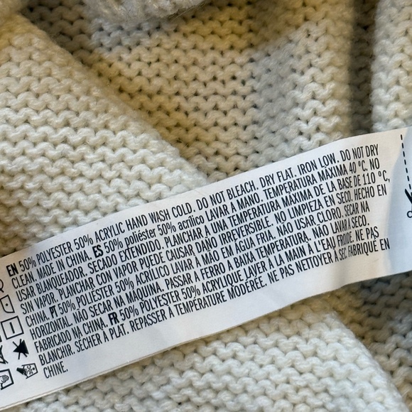 Forever 21 Men’s Cable Knit Sweater Cream Size L - Picture 7 of 7